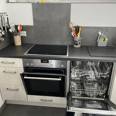 Eifel Panoramablick Unter Der Burg Olbrueck Mit Sauna Hottub Grosser Terrasse Und Garten Ideal Fuer Familien Semesterbostad