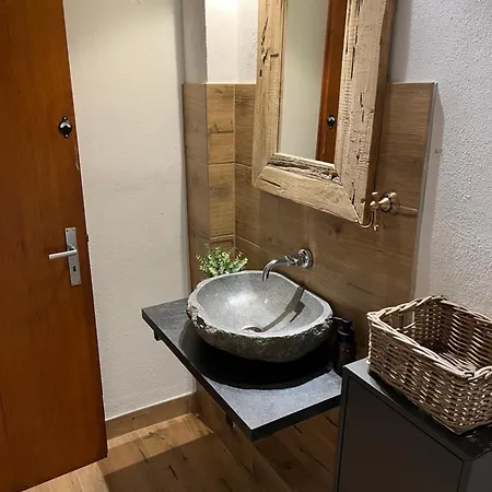 Eifel Panoramablick Unter Der Burg Olbrueck Mit Sauna Hottub Grosser Terrasse Und Garten Ideal Fuer Familien * Niederdurenbach