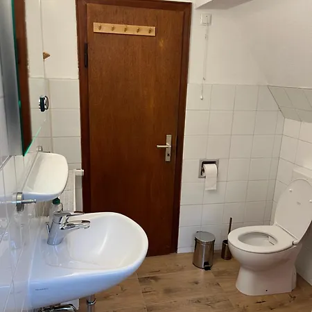 Eifel Panoramablick Unter Der Burg Olbrueck Mit Sauna Hottub Grosser Terrasse Und Garten Ideal Fuer Familien *