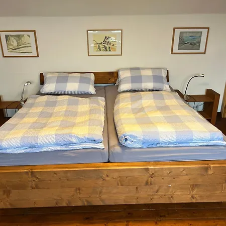 Semesterbostad Eifel Panoramablick Unter Der Burg Olbrueck Mit Sauna Hottub Grosser Terrasse Und Garten Ideal Fuer Familien *