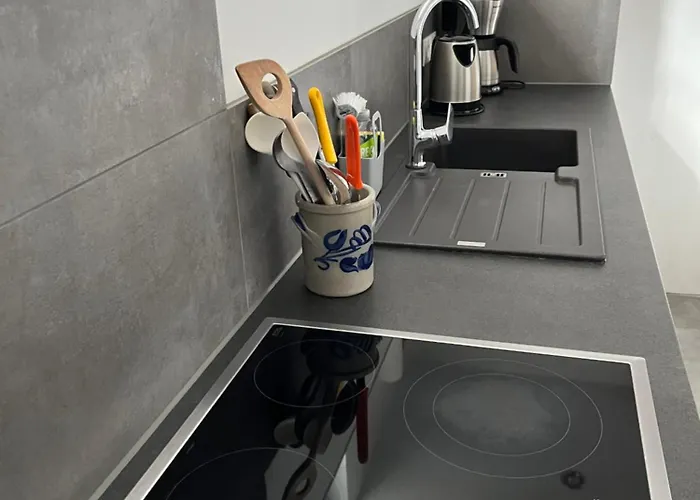 בית נופש Eifel Panoramablick Unter Der Burg Olbrueck Mit Sauna Hottub Grosser Terrasse Und Garten Ideal Fuer Familien *