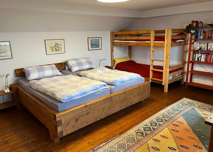 בית נופש Eifel Panoramablick Unter Der Burg Olbrueck Mit Sauna Hottub Grosser Terrasse Und Garten Ideal Fuer Familien Niederdürenbach